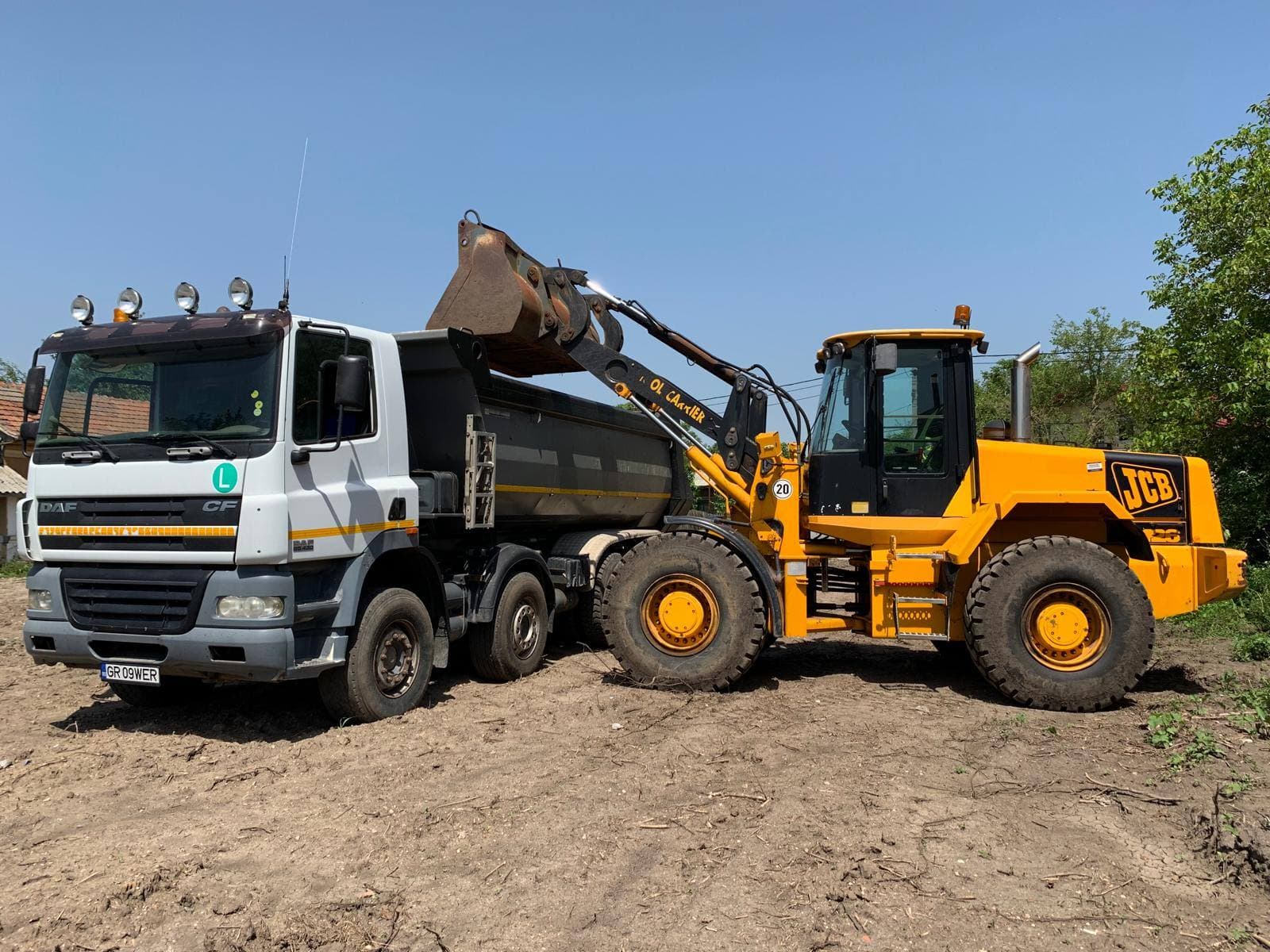 Încărcare container cu moloz Demolex — flotă proprie