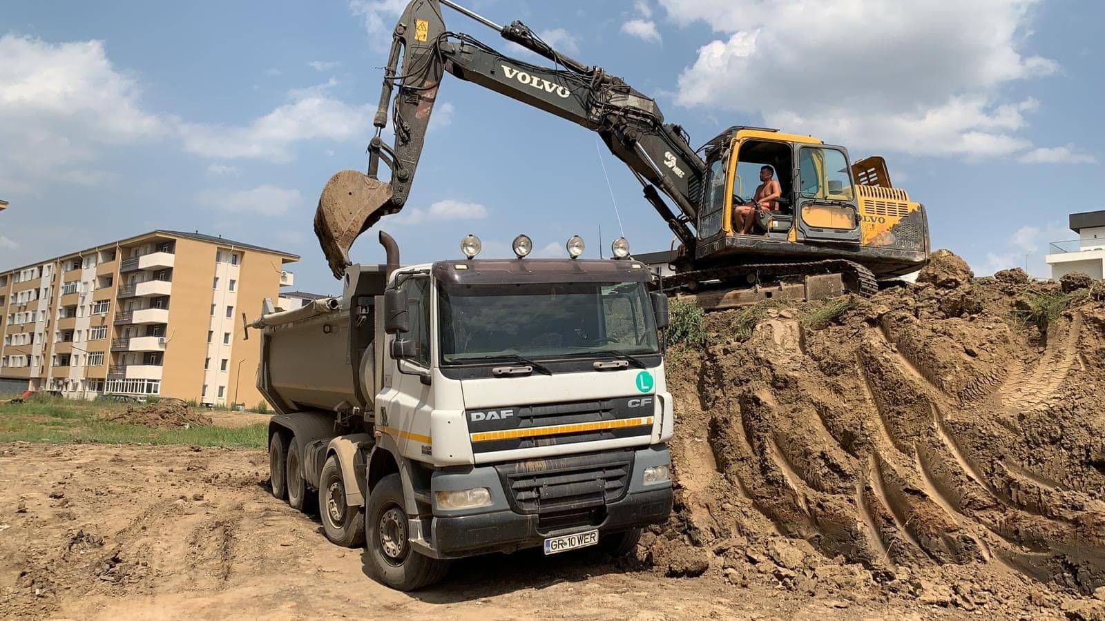 Demolare rezidențială și pregătire fundație — proiect Demolex București
